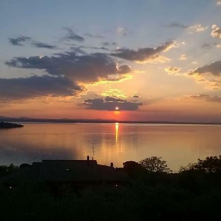 Villetta Dei Tramonti San Feliciano Ngoại thất bức ảnh